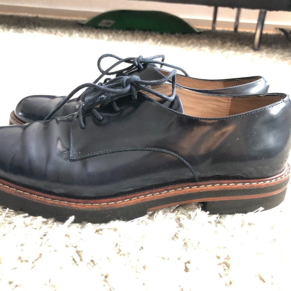 Stuart Weitman Blue Leather Brogues